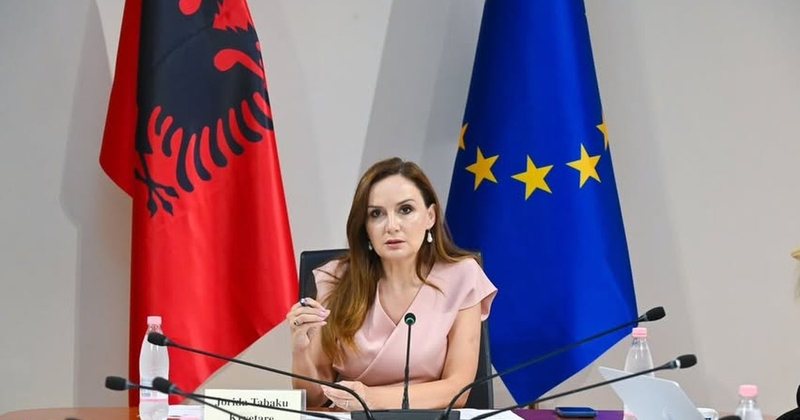 Tabaku: Korrupsioni dhe pastrimi i parave, porta kryesore e nd&euml;rhyrjeve