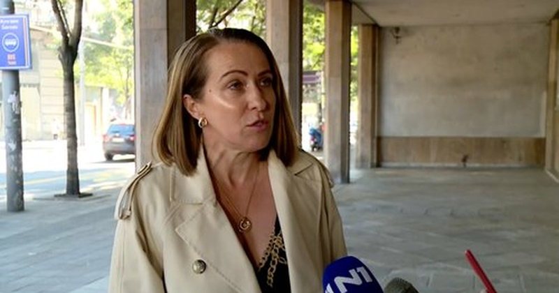Kush &euml;sht&euml; Snezhana Paunovi&ccedil;, ministrja e Vu&ccedil;i&ccedil;it