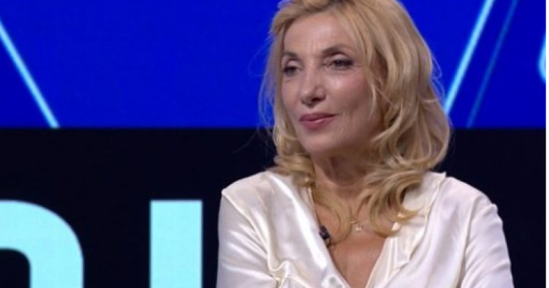 Moza Ahmeti: T&euml; sigurosh hormone p&euml;r 13 vje&ccedil;ar&euml;t, ose je