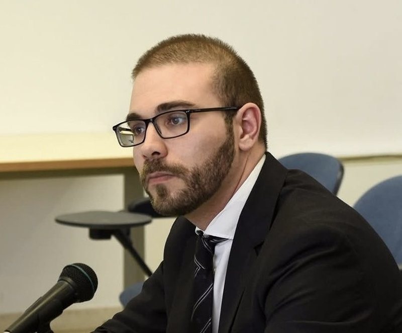 Politikani i njohur italian sulmon Ram&euml;n: Po prangos qytetar&euml;t q&euml;