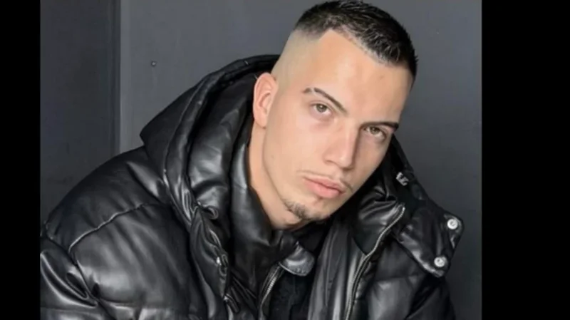Ky &euml;sht&euml; nj&euml;ri nga t&euml; rinjt&euml; q&euml; humbi jet&euml;n