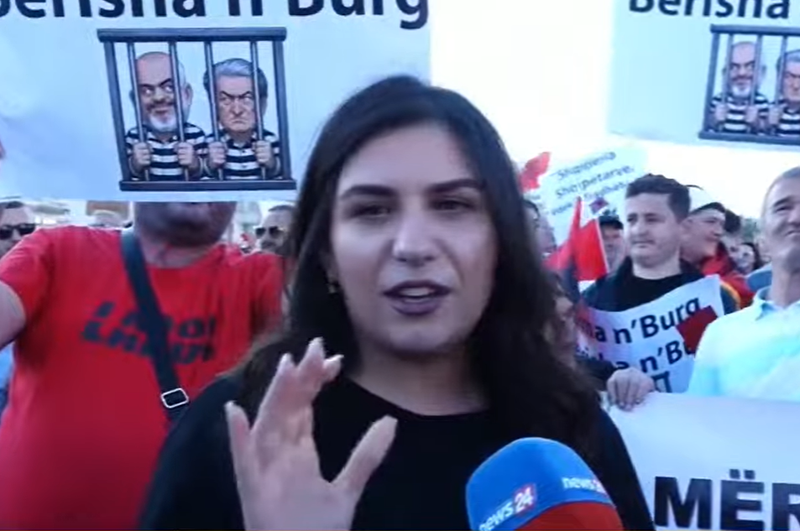 Pedagogia shqiptare vjen nga Suedia dhe i bashkohet protest&euml;s, thirrje