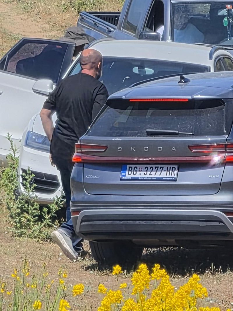 Taulant Balla del blof me foton p&euml;r &lsquo;serb&euml;t n&euml;