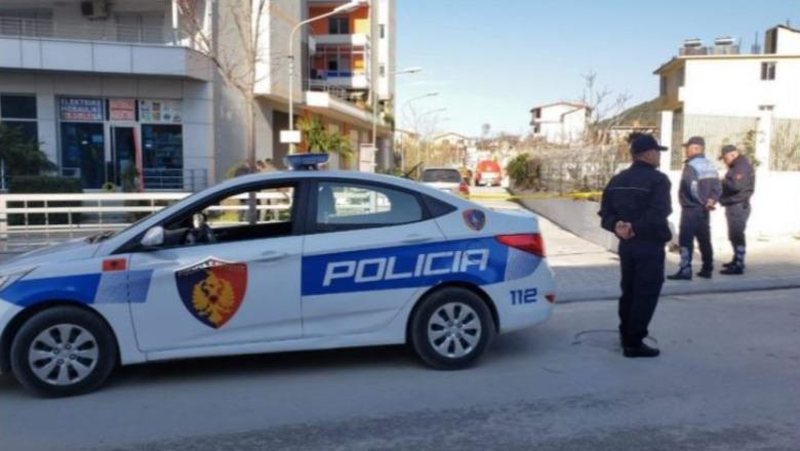 Policia aksion &lsquo;blic&rsquo; n&euml; Vlor&euml;, arrestohen 5 persona
