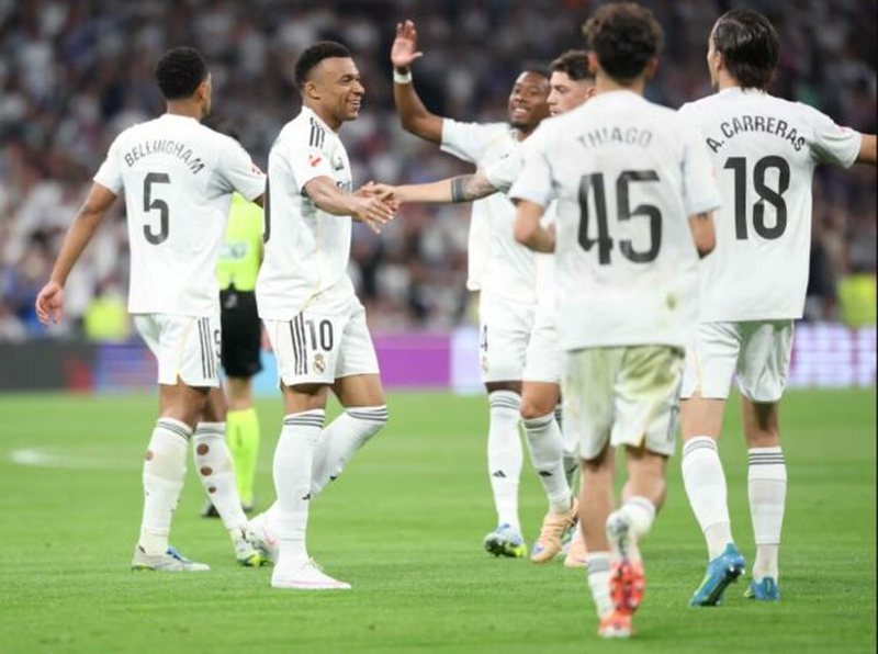 Real Madrid, mund t&euml; l&euml;r&euml; t&euml; lir&euml; lojtarin p&euml;r 50