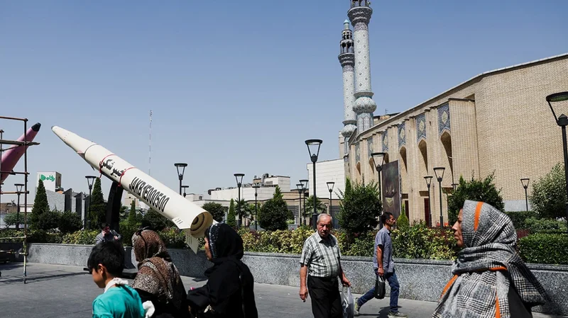 Nga ngushtica e Hormuzit, uraniumi i pasuruar e deri te Libani/