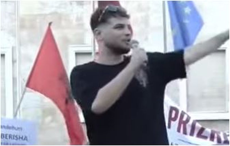 Protesta/ 19-vje&ccedil;ari: Babait tim i vdiq pacienti p&euml;r oksigjen