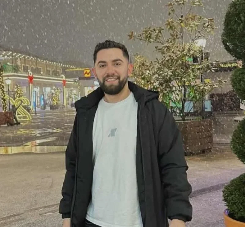 Emri/ Djali i vet&euml;m i familjes mbetet i vrar&euml; pas konfliktit me djalin