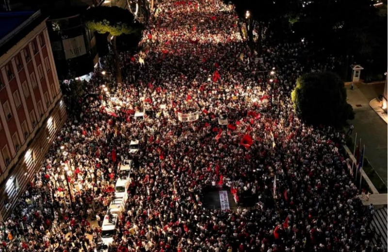 Presion protestuesve me policin&euml;, 27 qytetar&euml; procedohen p&euml;r
