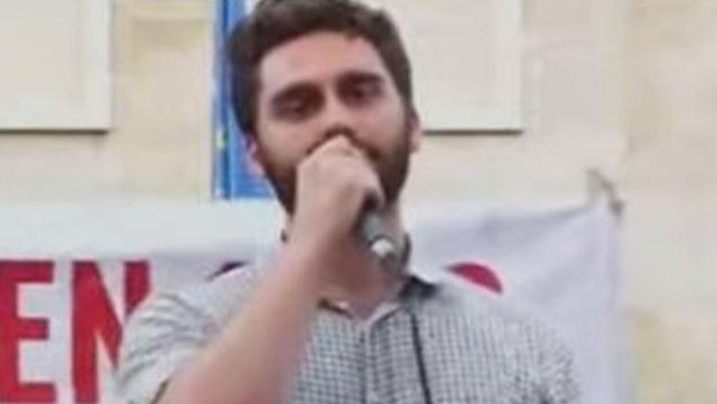 "Do ia dalim ta hedhim posht&euml; k&euml;t&euml; klas&euml;