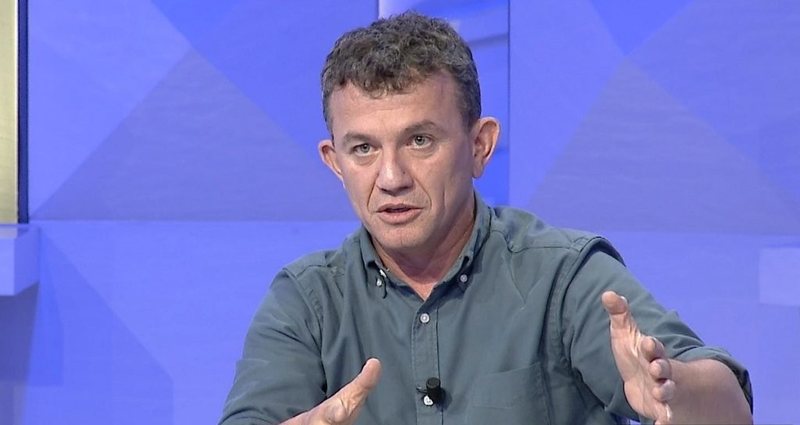 &ldquo;Dor&euml;zohet&rdquo; edhe Berat Buzhala: Shumica po protestojn&euml; me