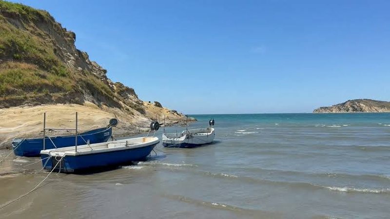 The Independent: Brenda Sazanit, ishulli idilik i Adriatikut q&euml;