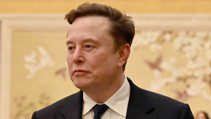 Elon Musk humbet rreth 350 miliard&euml; dollar&euml; brenda disa dit&euml;sh