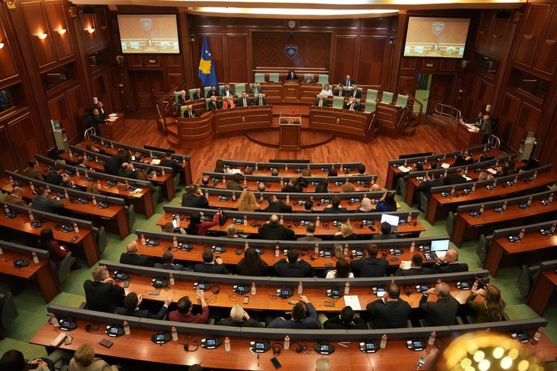 Partit&euml; n&euml; Kosov&euml; pran&euml; marr&euml;veshjes p&euml;r