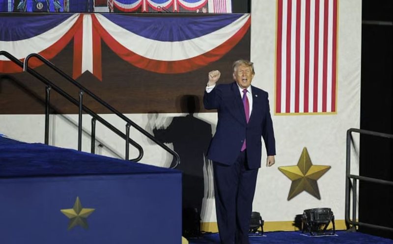 Ceremonia p&euml;r 250-vjetorin e SHBA-ve, Trump flet nga Mount Rushmore: