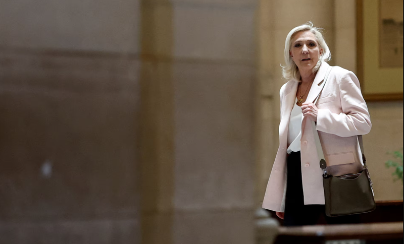 U d&euml;nua me 4 vite burg, a mund t&euml; kandidoj&euml; Marine Le Pen