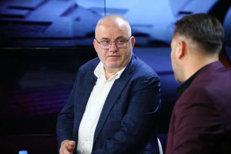 Artan Hoxha kritikon financimin e Kanye West: Shqip&euml;ria turp&euml;rohet nga