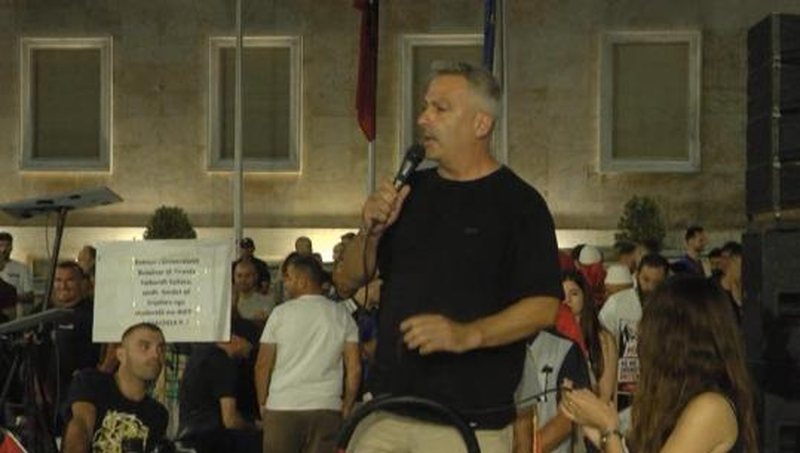 Hetimi i &lsquo;review-ve&rsquo;/ Tepelena njofton kall&euml;zim penal ndaj