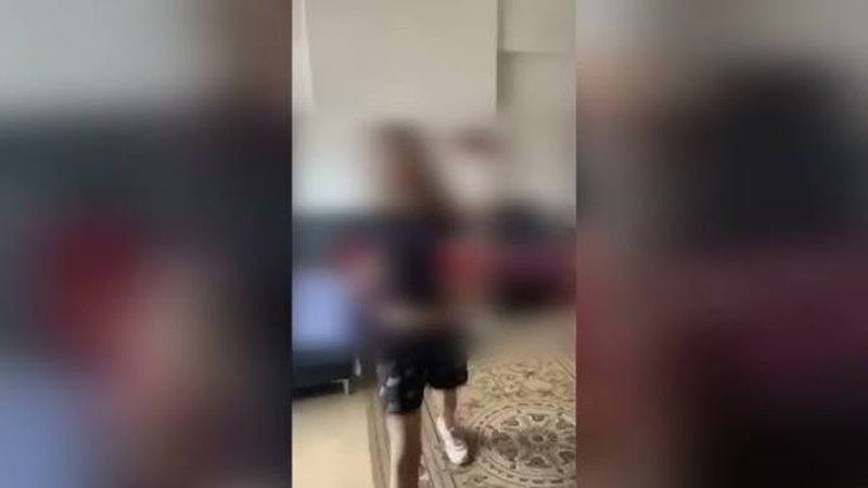 &ldquo;Sy t&euml; nxir&euml; e flok&euml; t&euml; shkulur&rdquo;/ Babai i