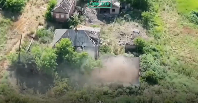 VIDEO/ Ukraina ndryshon "rregullat e loj&euml;s" me robot&euml;