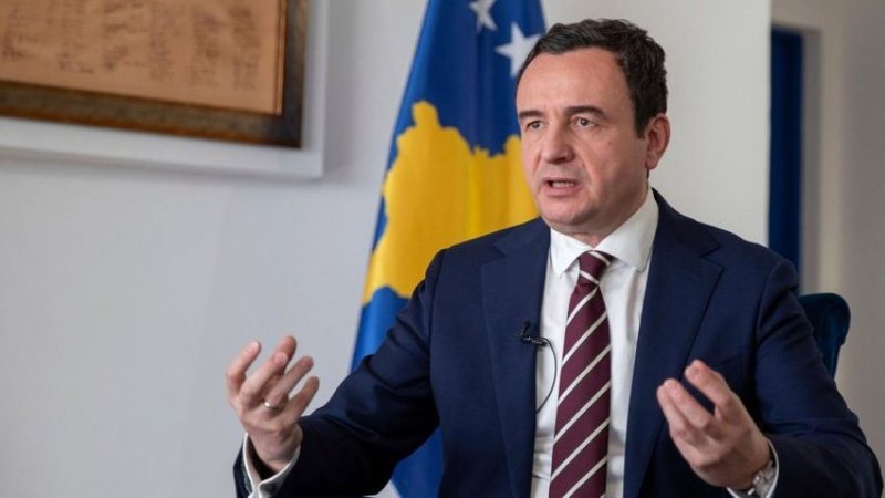 Kurti 'hap der&euml;n' p&euml;r gazin amerikan: Po shqyrtojm&euml;