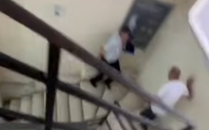 &ldquo;Do t&rsquo;i thyej turinjt&euml;&rdquo;/ Skandal brenda Gjykat&euml;s