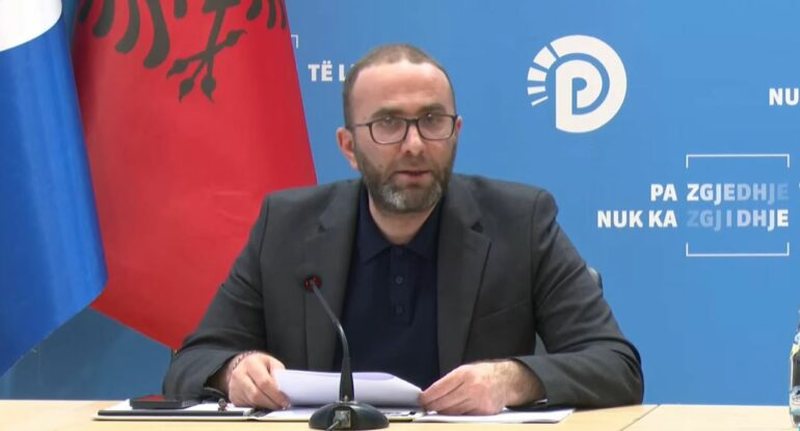 Bardhi reagon pas raportit t&euml; KE: Ja &ccedil;far&euml; duhet t&euml;