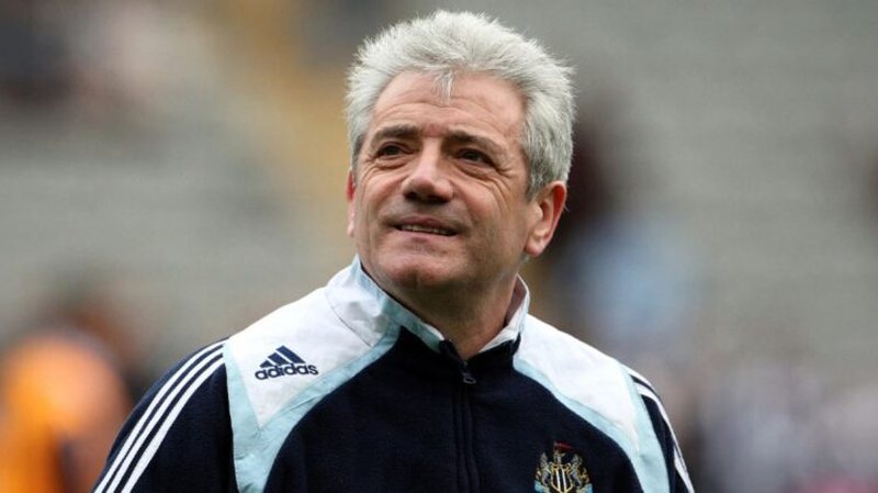 Futbolli bot&euml;ror n&euml; zi! Nnd&euml;rron jet&euml; Kevin Keegan, legjenda