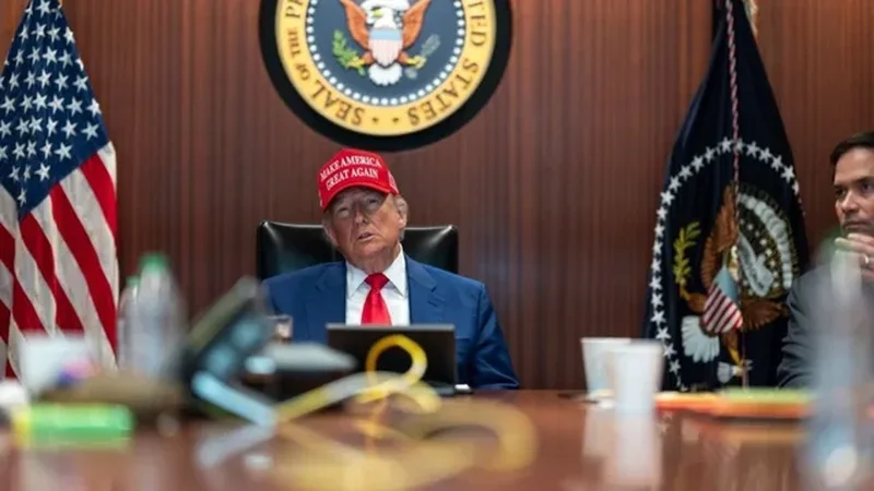 Trump paralajm&euml;ron Iranin: P&euml;r &ccedil;do sulm n&euml; Hormuz, SHBA do