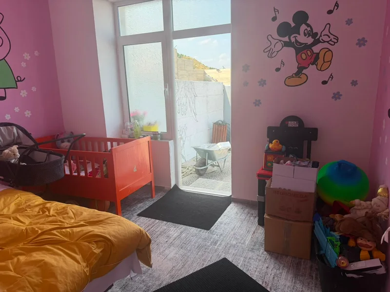 U arrestua dhe u d&euml;rgua n&euml; burgun e Pojsk&euml;s bashk&euml; me