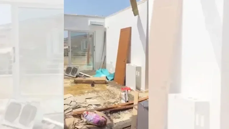 Stuhia n&euml; Sarand&euml;/ Era e fort&euml; shkat&euml;rron &ccedil;atin&euml;