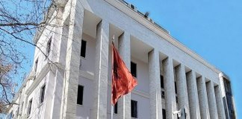 EMRAT/ Gjykata e Lart&euml; shpall kandidat&euml;t zyrtar&euml; p&euml;r