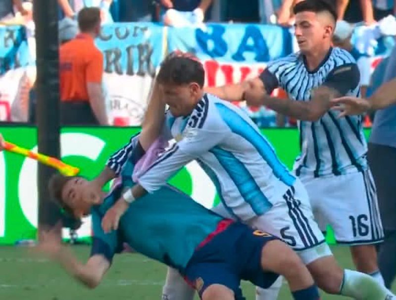 VIDEO/ E sh&euml;mtuar pas finales s&euml; Bot&euml;rorit, Paredes