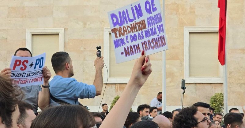 7 narrativa fallco q&euml; po p&euml;rdoren p&euml;r t&euml; diskredituar