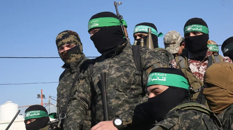 Hamasi shp&euml;rb&euml;n qeverin&euml; n&euml; Gaza, ia transferon pushtetin