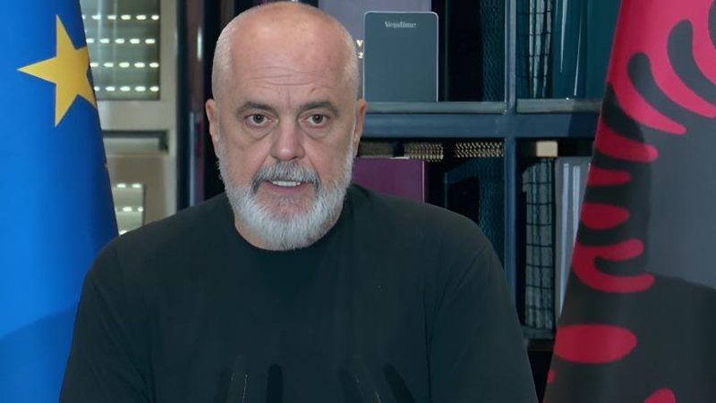 Protesta v&euml; n&euml; l&euml;vizje PS/ Rama mbledh nes&euml;r drejtuesit