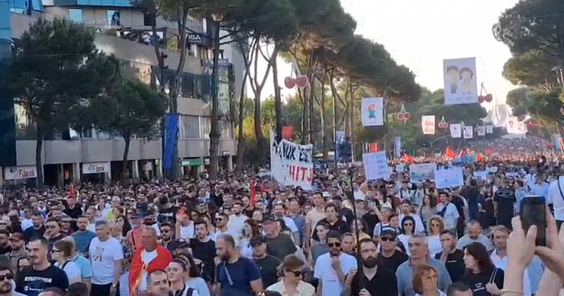 Protesta kund&euml;r projektit t&euml; Zv&euml;rnecit jehon&euml; n&euml; Itali/