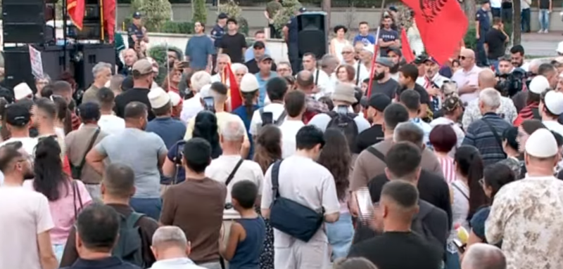Sot dita e 40-t&euml; e protest&euml;s, aktivist&euml;t dhe qytetar&euml;t