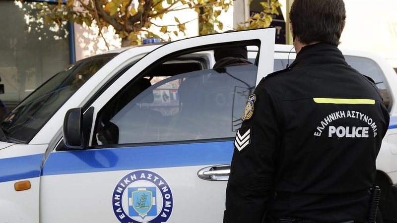 Shqiptari ekstradohet nga Serbia n&euml; Greqi, grabiti dhe asfiksoi