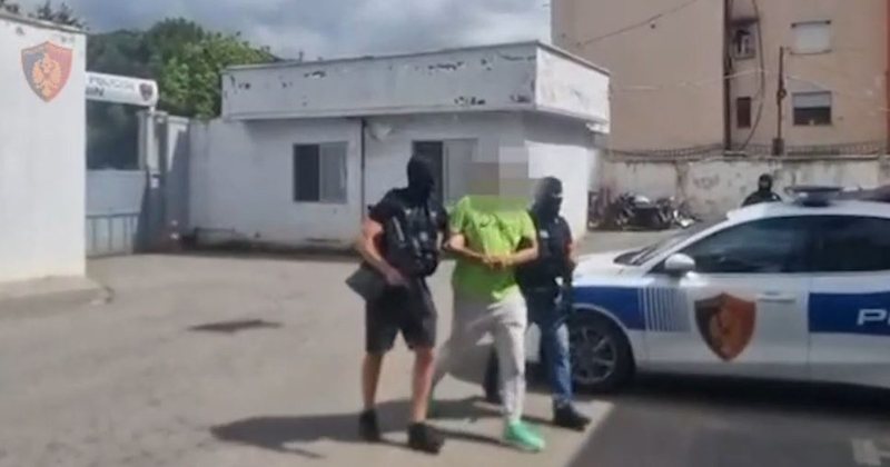 EMRI/ I d&euml;nuar me 7 vite burg n&euml; Itali p&euml;r drog&euml;, arrestohet