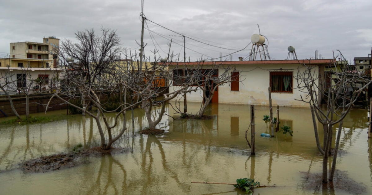 Moti i keq  Ministria e Mbrojtjes  Situatë e rënduar në 7 qarqe  nga Shkodra në Gjirokastër