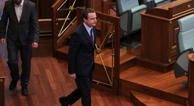 Kurti fton LDK-në për koalicion me LVV-në