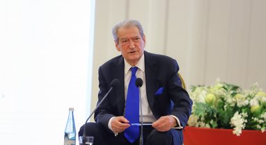 Berisha with medical students: Healthcare took the hardest hits in the last 4