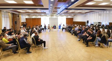 DP's program for medicine/ Alimehmeti: Healthcare needs urgent reforms