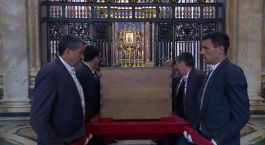 Përfundon ceremonia e lamtumirës, trupi i Papa Françeskut do