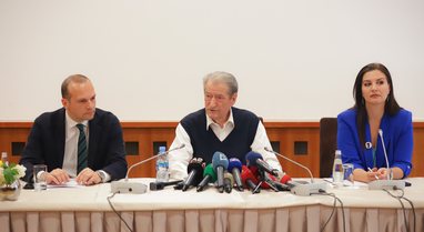 Berisha lexon rezolutën emergjente: PPE damkosi Ramën si armik i