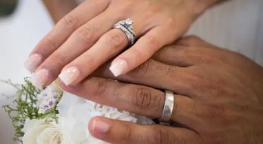 Why don't young people want to get married anymore?