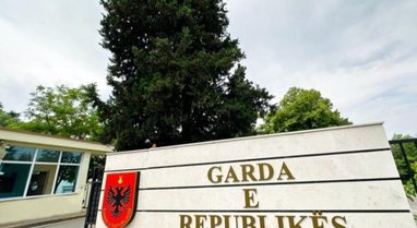 Guard employee commits suicide with service weapon