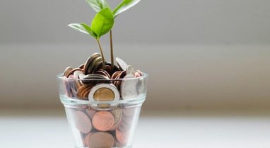 Meet the 3 zodiac signs that will have financial growth this week