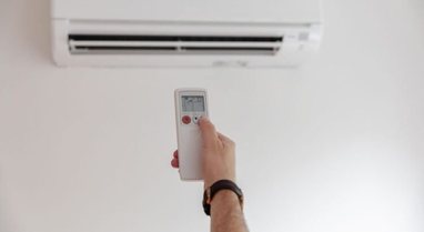 Here's how to adjust the air conditioner during hot days